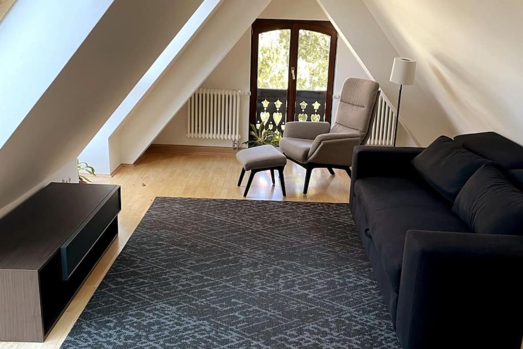 Verwunsches Haus Mit Parkplatz In Bester Lage Markkleeberg Exterior foto